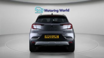 Renault Captur TECHNO E-TECH