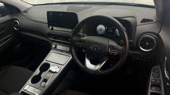Hyundai KONA PREMIUM