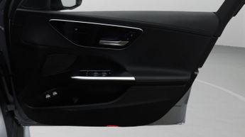 Mercedes-Benz C Class C 300 E AMG LINE