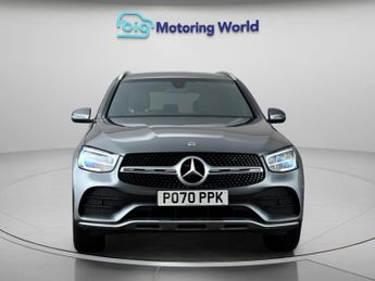 Mercedes-Benz GLC GLC 300 4MATIC AMG LINE
