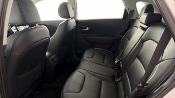 Kia Niro 4 PLUS