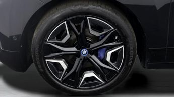 BMW iX XDRIVE40 M SPORT