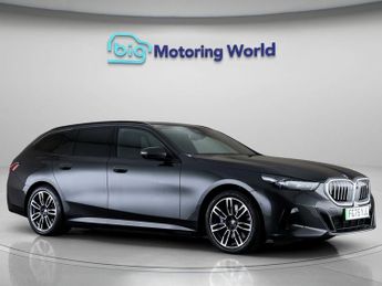 BMW i5 EDRIVE40 M SPORT