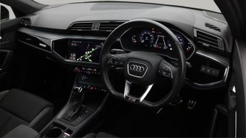 Audi Q3 TFSI E S LINE BLACK EDITION