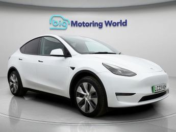Tesla Model Y LONG RANGE AWD