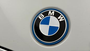 BMW 3 Series 330E M SPORT