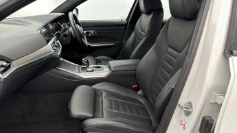 BMW 3 Series 330E M SPORT