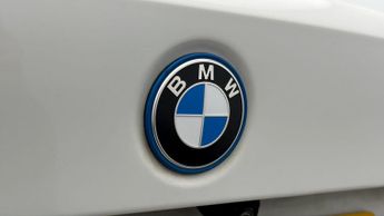 BMW 3 Series 330E M SPORT