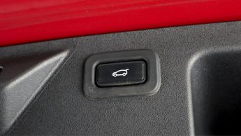 Land Rover Discovery Sport R-DYNAMIC SE