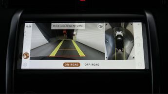 Land Rover Discovery Sport R-DYNAMIC SE