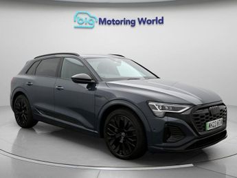 Audi Q8 e-tron QUATTRO BLACK EDITION