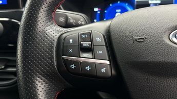 Ford Kuga ST-LINE FIRST EDITION