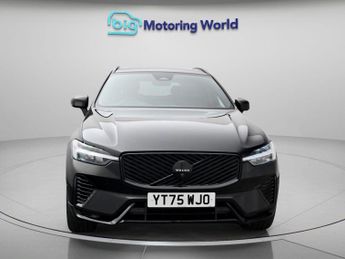 Volvo XC60 T6 PLUS BLACK EDITION AWD