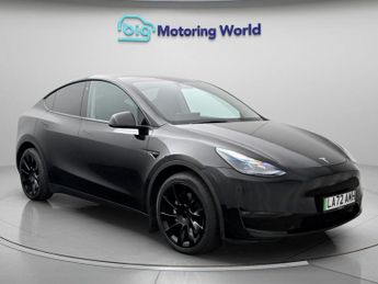 Tesla Model Y LONG RANGE AWD