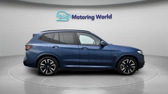 BMW iX3 M SPORT