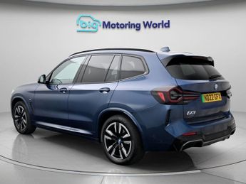 BMW iX3 M SPORT