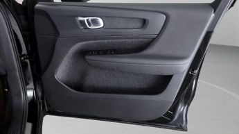 Volvo C40 RECHARGE CORE