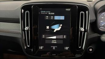 Volvo XC40 T3 R-DESIGN