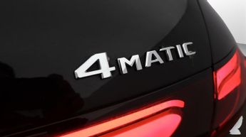 Mercedes-Benz GLC GLC 300 E 4MATIC AMG LINE PREMIUM PLUS