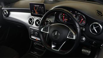 Mercedes-Benz GLA GLA 180 AMG LINE EDITION PLUS