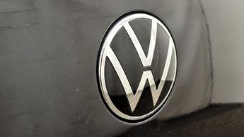 Volkswagen T-Roc LIFE TSI DSG