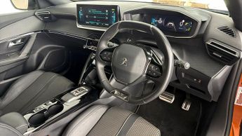 Peugeot E-2008 GT