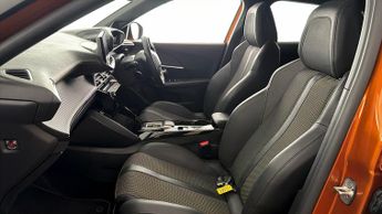 Peugeot E-2008 GT