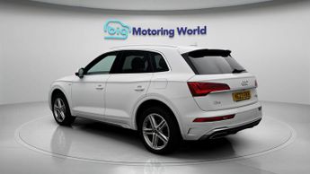 Audi Q5 TFSI E S LINE QUATTRO