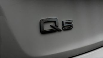 Audi Q5 TFSI E S LINE QUATTRO