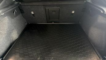 Volvo C40 RECHARGE PRO TWIN AWD