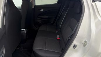 Nissan Juke DIG-T ACENTA DCT