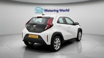 Toyota Aygo X VVT-I PURE
