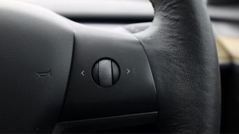 Tesla Model 3 MODEL 3