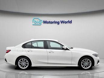 BMW 3 Series 318I SE PRO