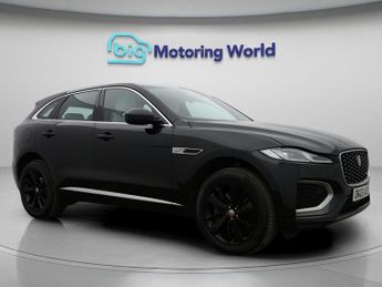 Jaguar F-Pace R-DYNAMIC HSE