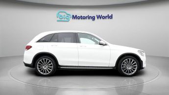 Mercedes-Benz GLC GLC 300 D 4MATIC AMG LINE PREMIUM
