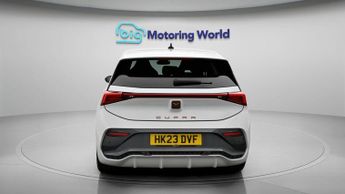 CUPRA Born V3