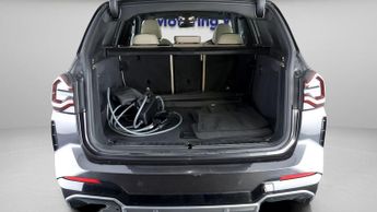BMW iX3 M SPORT