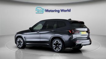 BMW iX3 M SPORT