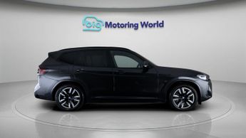 BMW iX3 M SPORT