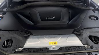 BMW iX3 M SPORT