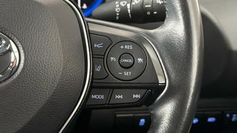 Toyota Corolla ICON TECH