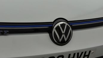 Volkswagen Golf GTE DSG