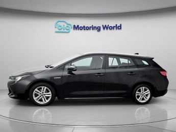 Toyota Corolla ICON TECH