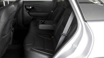 Kia Niro 4 PLUS