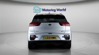 Kia Niro 4 PLUS