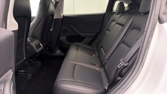 Tesla Model Y BASE