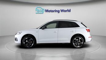 Audi Q5 TFSI QUATTRO S LINE BLACK EDITION