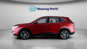 MG MG HS EXCLUSIVE
