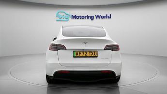 Tesla Model Y LONG RANGE AWD